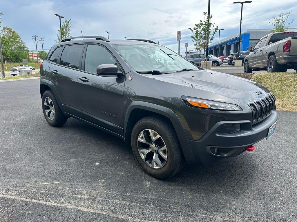 used 2017 Jeep Cherokee car, priced at $12,977