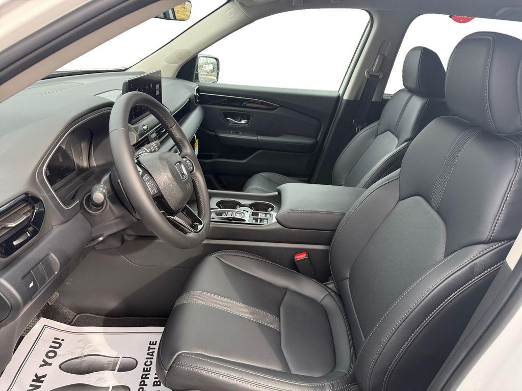 new 2026 Honda Pilot car, priced at $48,545