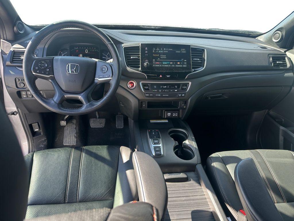 used 2022 Honda Passport car, priced at $31,633