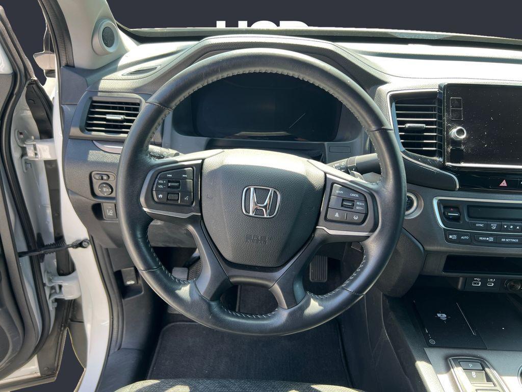 used 2025 Honda Ridgeline car, priced at $35,275