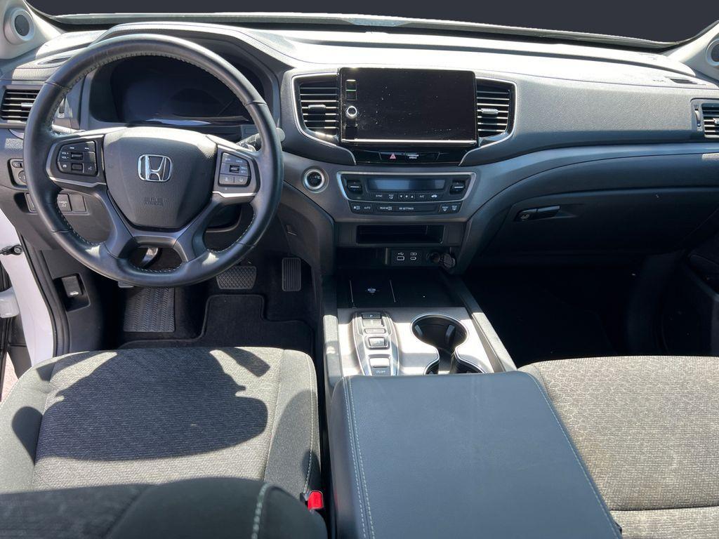 used 2025 Honda Ridgeline car, priced at $35,275