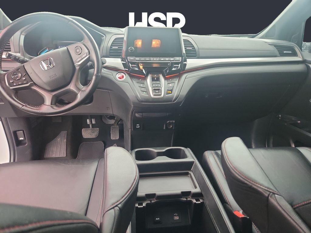 used 2024 Honda Odyssey car, priced at $35,533