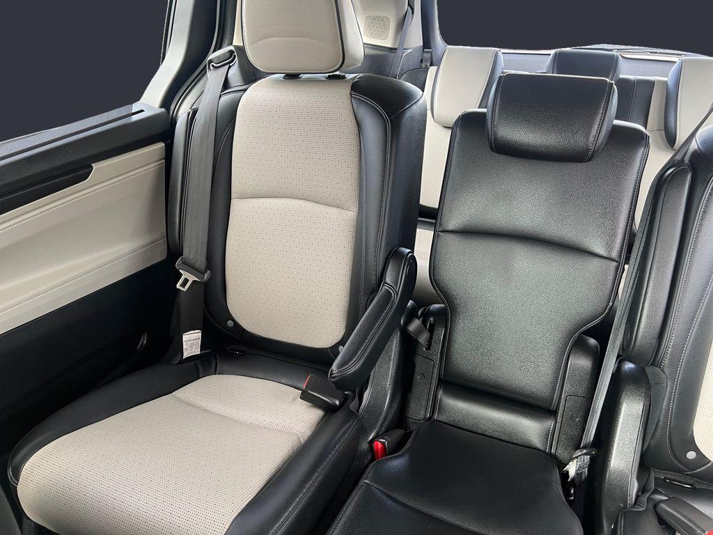 used 2025 Honda Odyssey car, priced at $45,533