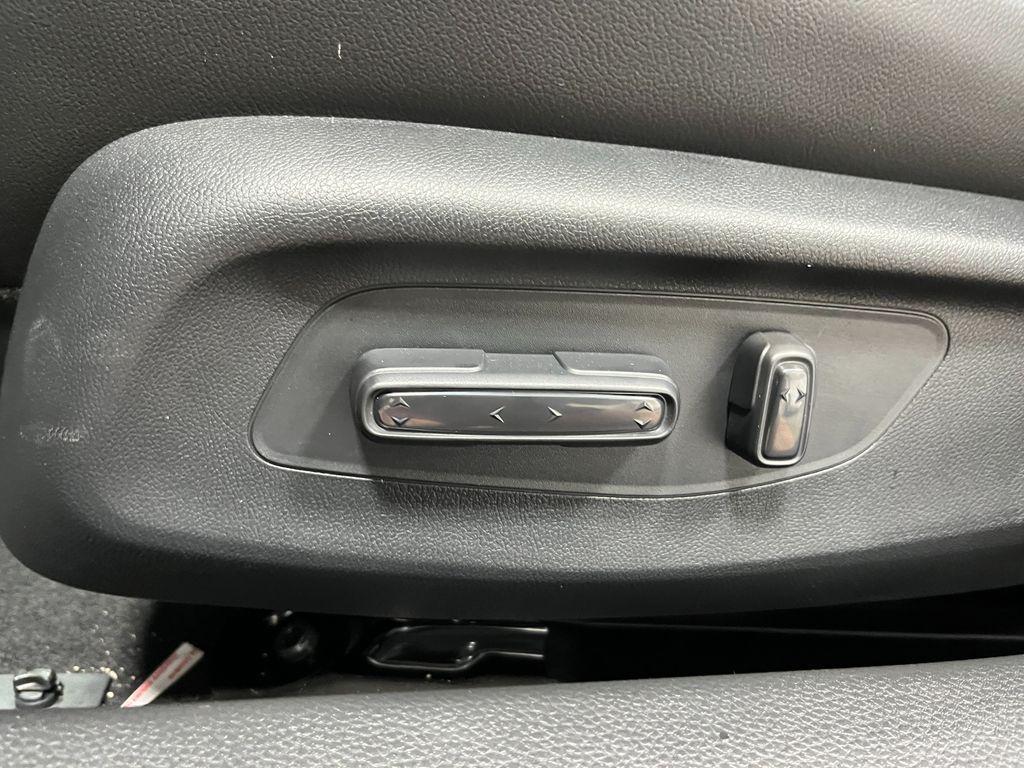 new 2026 Honda Civic Hybrid car, priced at $33,590