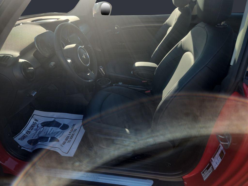 used 2024 MINI Hardtop car, priced at $26,977