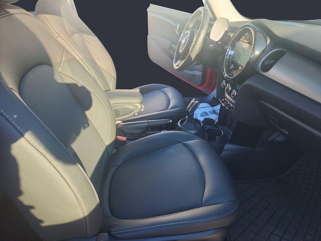 used 2024 MINI Hardtop car, priced at $26,977