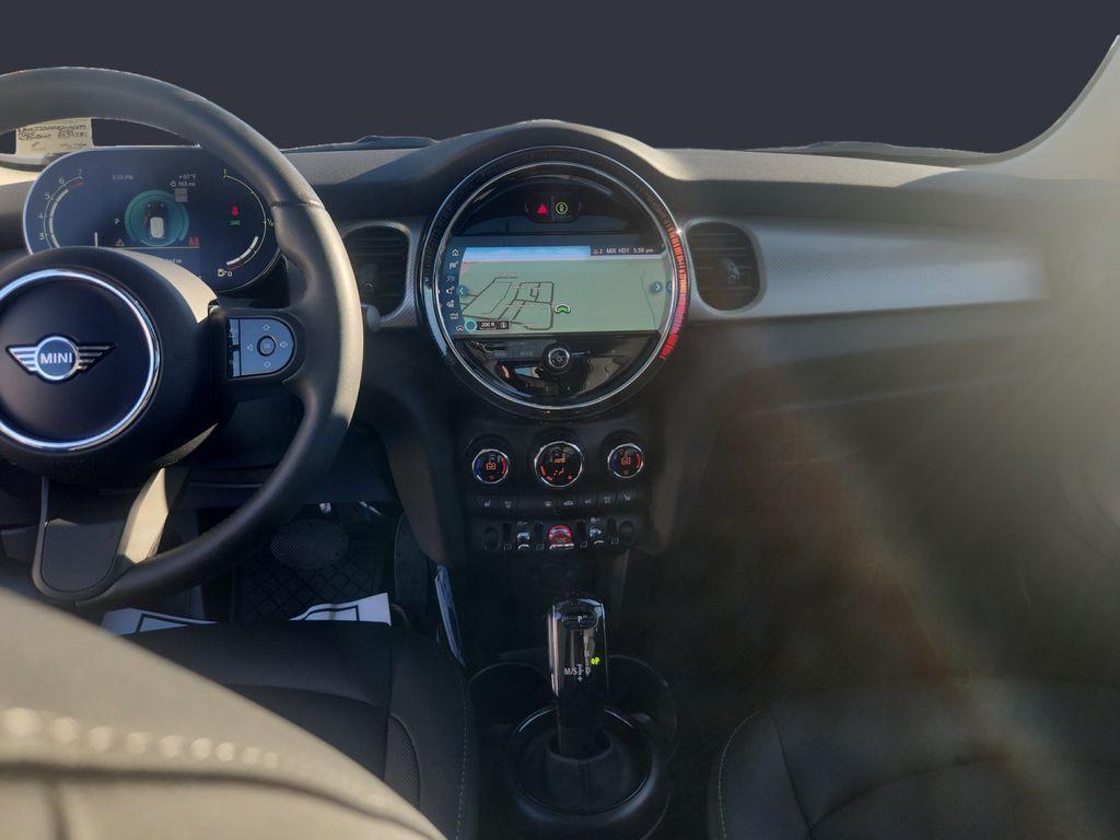 used 2024 MINI Hardtop car, priced at $26,977