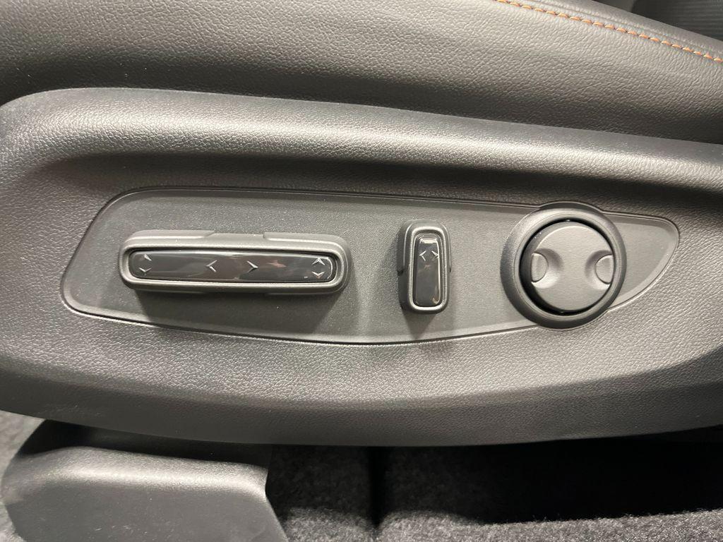 new 2026 Honda CR-V Hybrid car, priced at $41,675