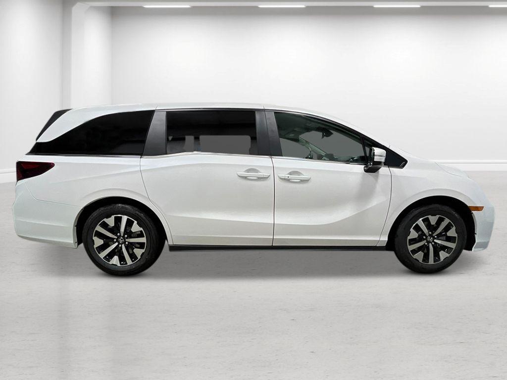 new 2026 Honda Odyssey car, priced at $42,065