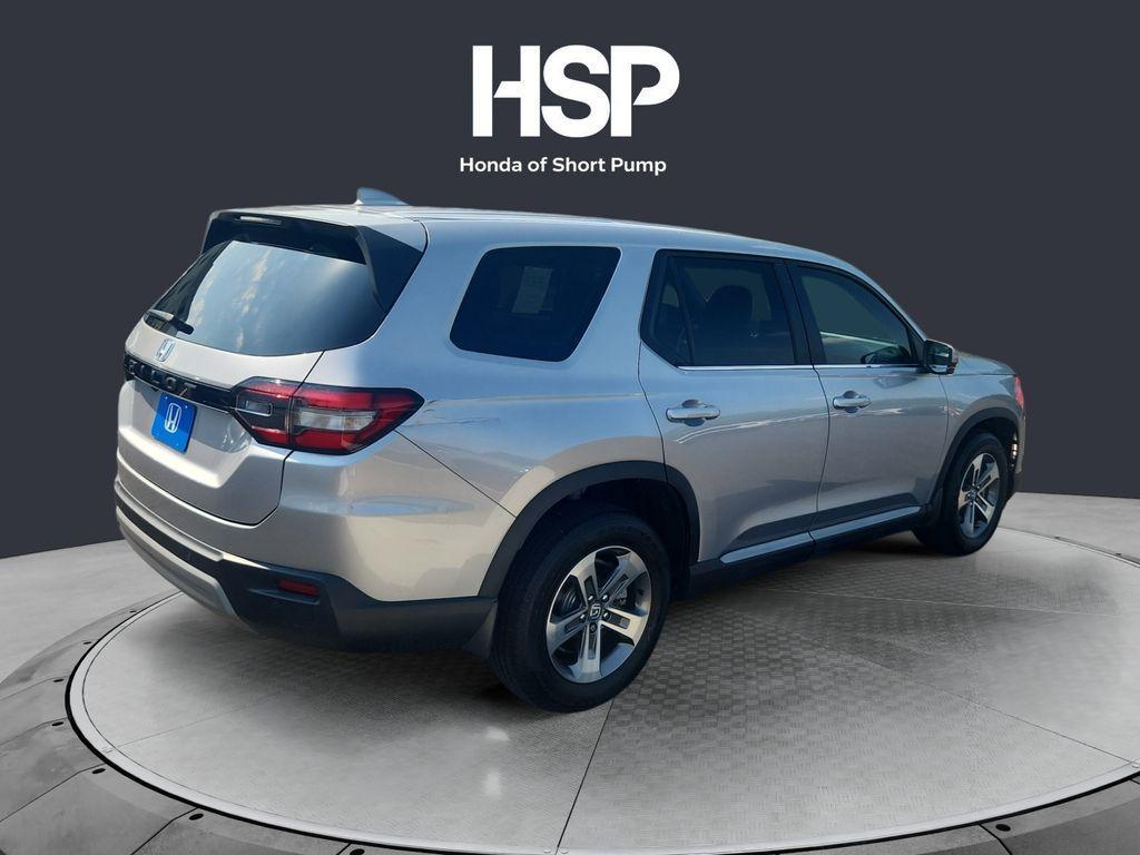 used 2025 Honda Pilot car, priced at $40,631