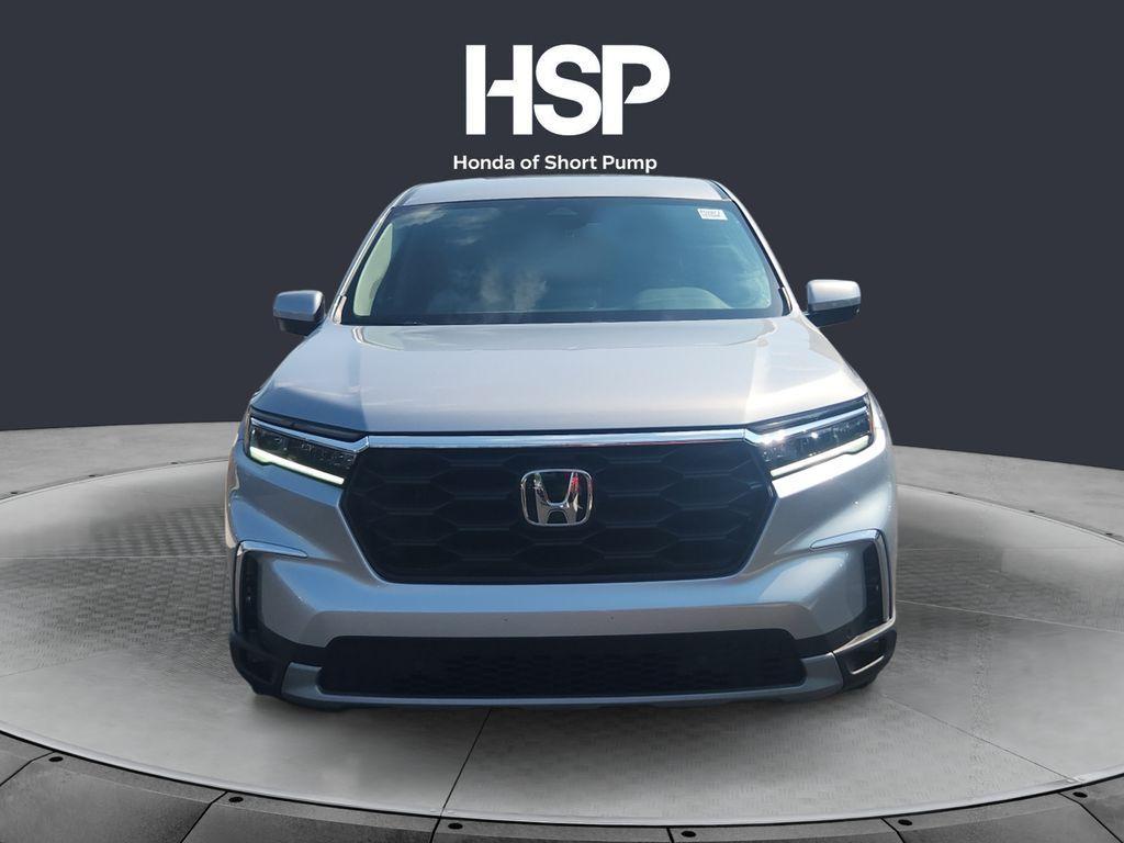 used 2025 Honda Pilot car, priced at $40,631