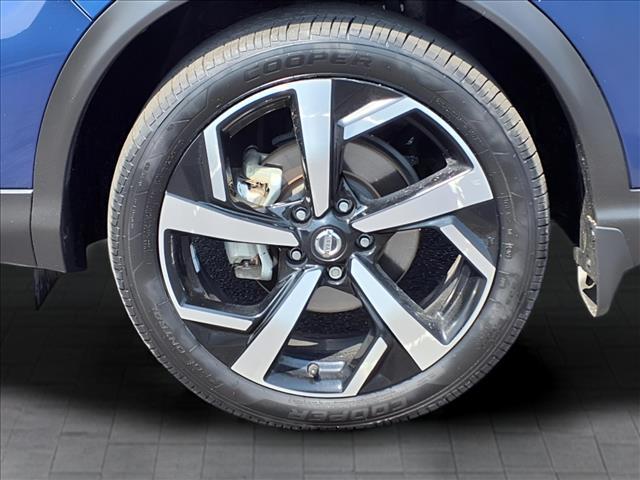 used 2022 Nissan Rogue Sport car, priced at $22,500