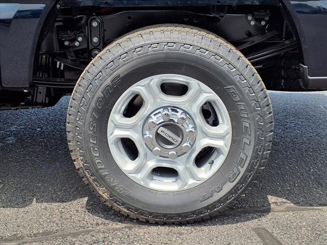 new 2025 Ford F-250 car, priced at $66,006