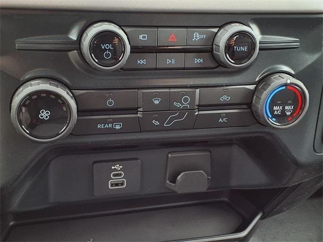 new 2025 Ford F-150 car, priced at $41,240