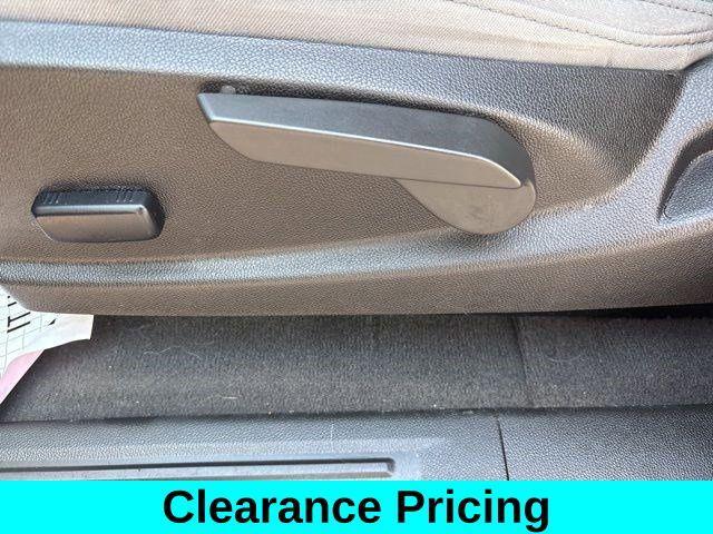 used 2022 GMC Canyon car, priced at $22,986