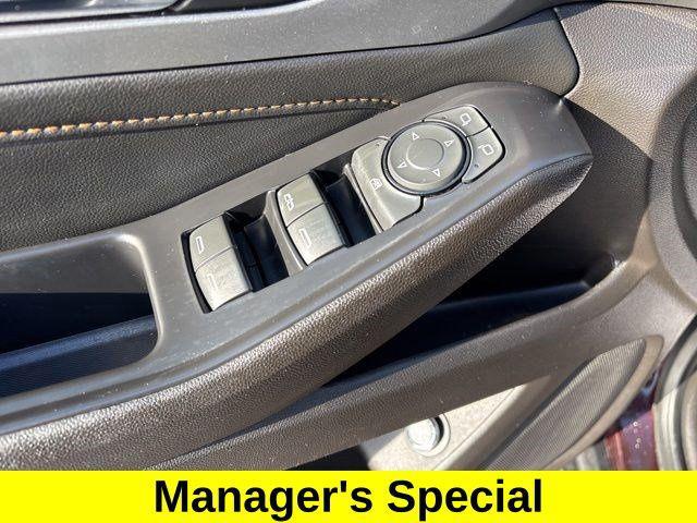 used 2021 Chevrolet Traverse car, priced at $21,716