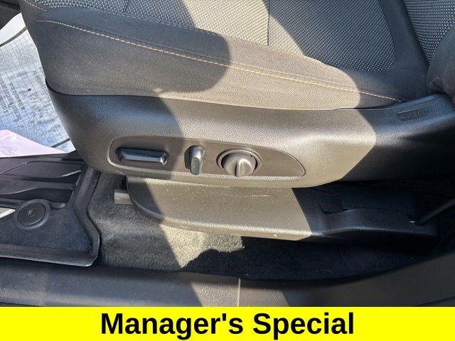 used 2021 Chevrolet Traverse car, priced at $21,716