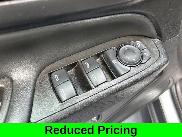 used 2022 Chevrolet Equinox car, priced at $19,693