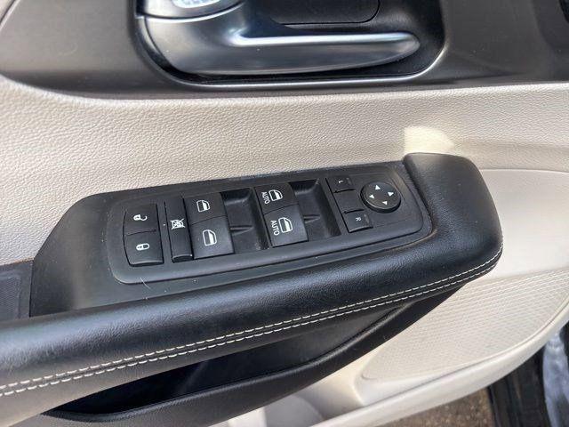 used 2023 Chrysler Pacifica car, priced at $21,699