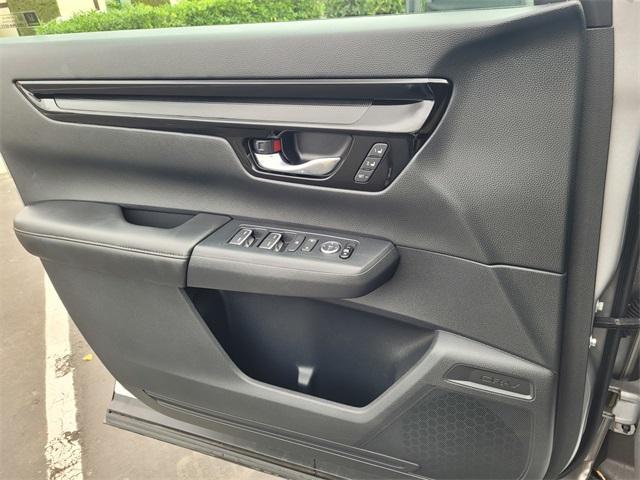 used 2025 Honda CR-V car, priced at $33,910