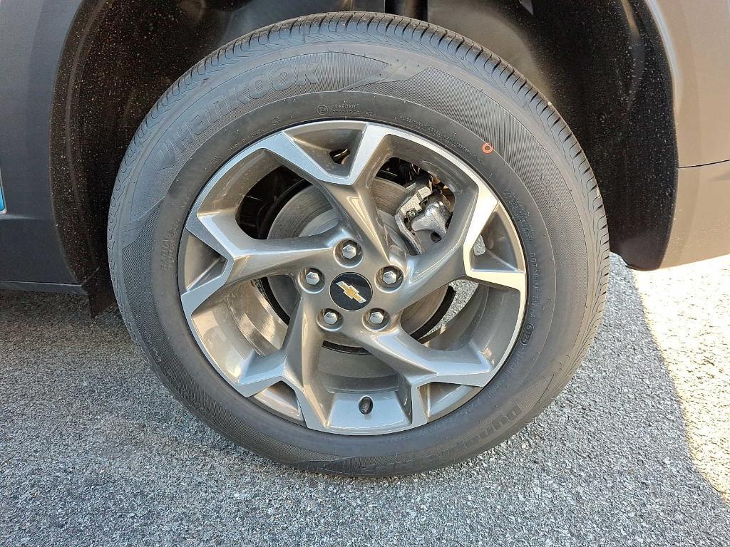 new 2026 Chevrolet Trax car, priced at $25,780