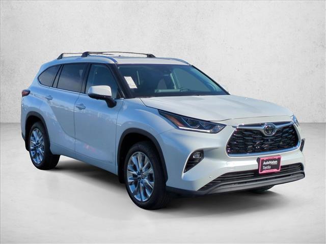 new 2026 Toyota Highlander Hybrid car, priced at $54,807