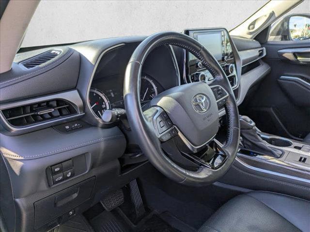 used 2021 Toyota Highlander car, priced at $33,985