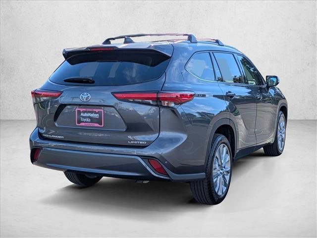 used 2021 Toyota Highlander car, priced at $33,985