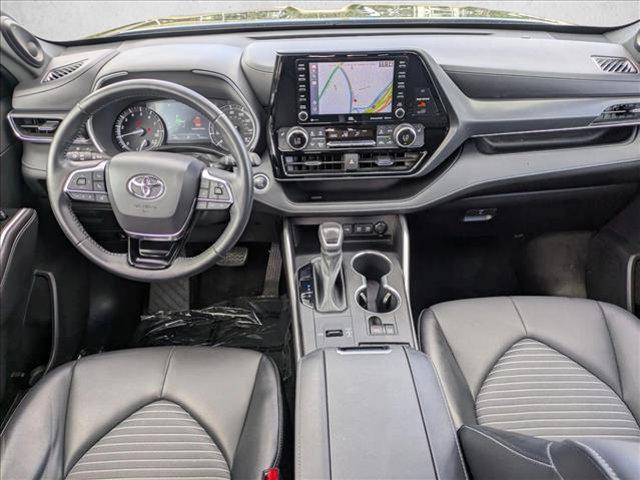 used 2021 Toyota Highlander car, priced at $35,397