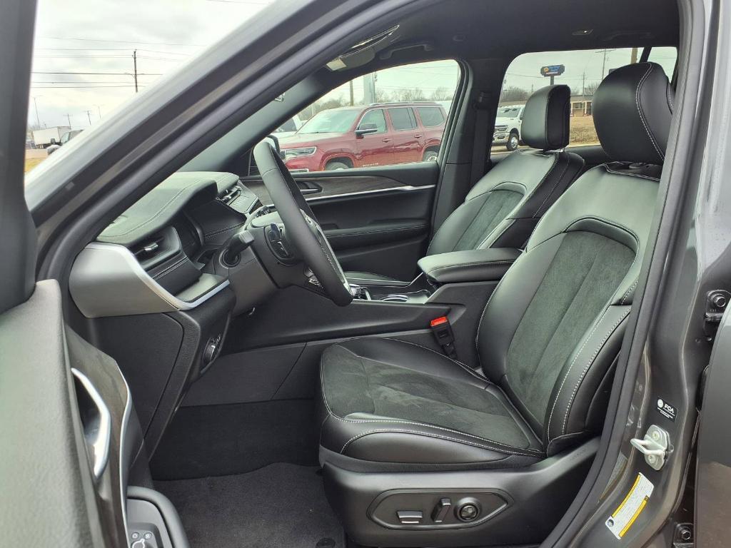 new 2026 Jeep Grand Cherokee car