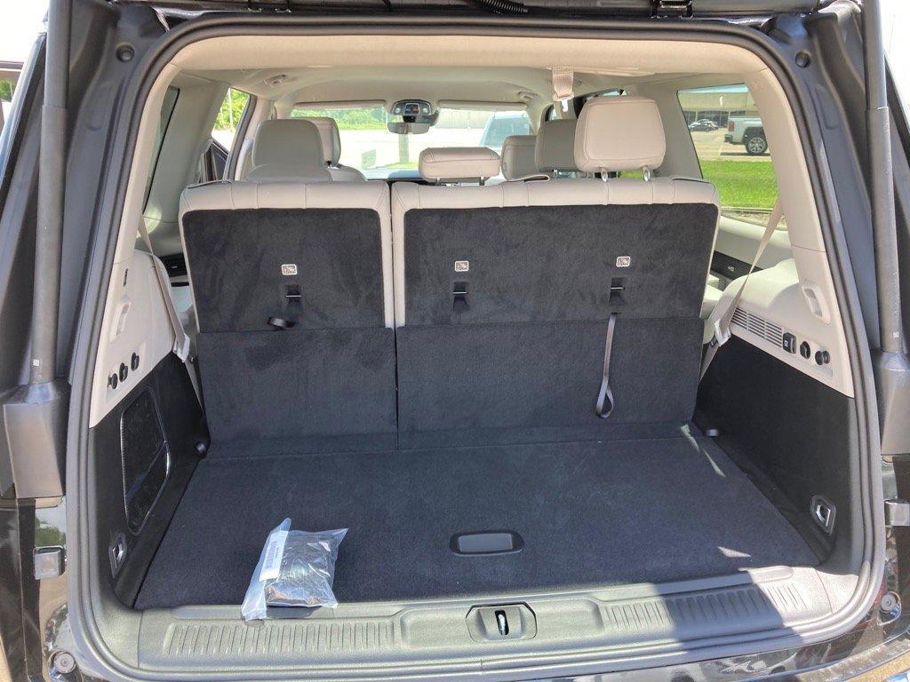 used 2024 Jeep Wagoneer car