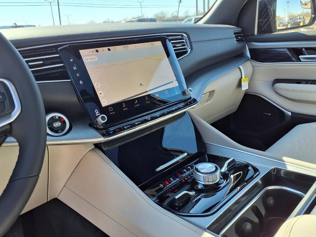 new 2025 Jeep Wagoneer car