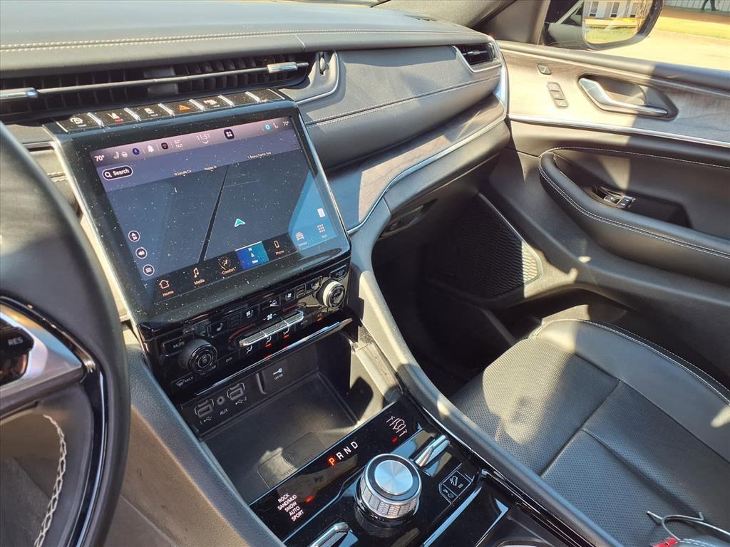 used 2023 Jeep Grand Cherokee car, priced at $39,900