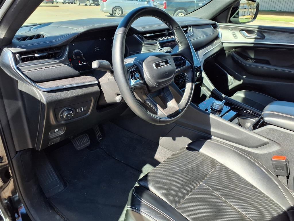 used 2023 Jeep Grand Cherokee car, priced at $39,900