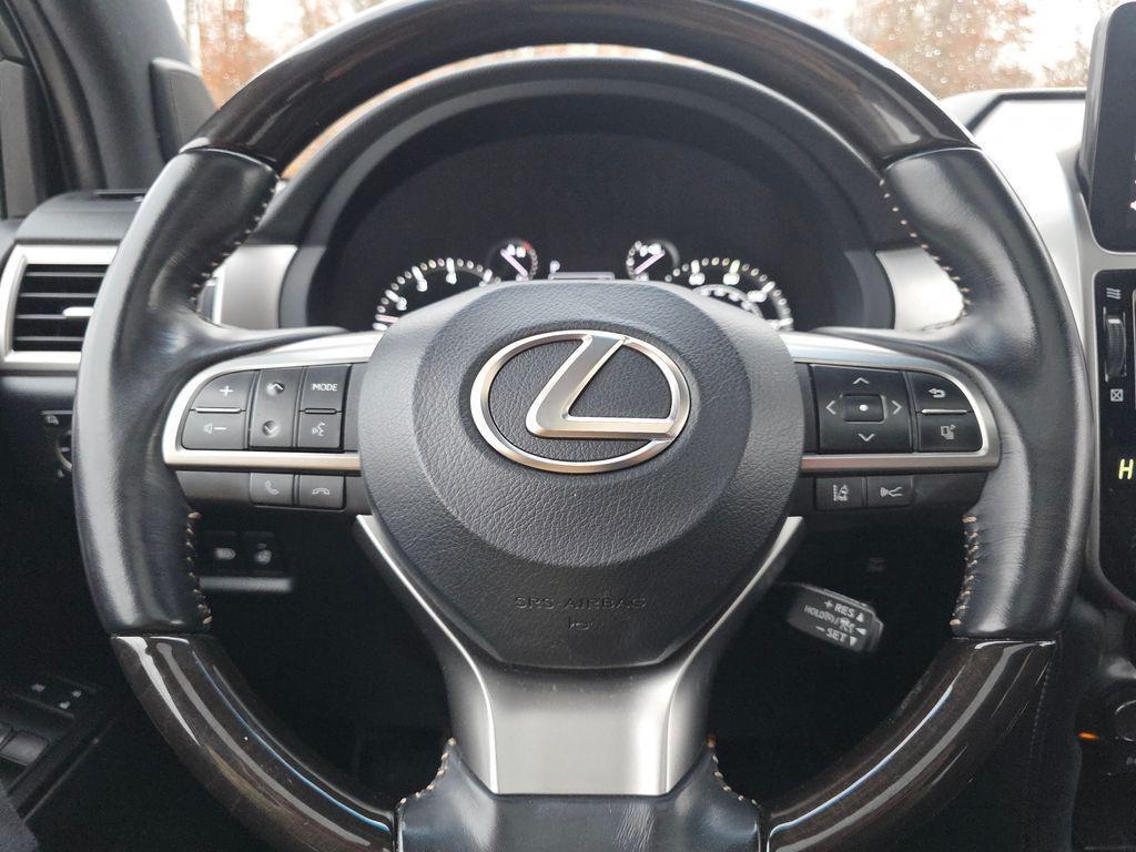 used 2023 Lexus GX 460 car, priced at $52,000