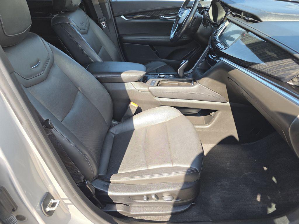 used 2020 Cadillac XT6 car, priced at $19,898