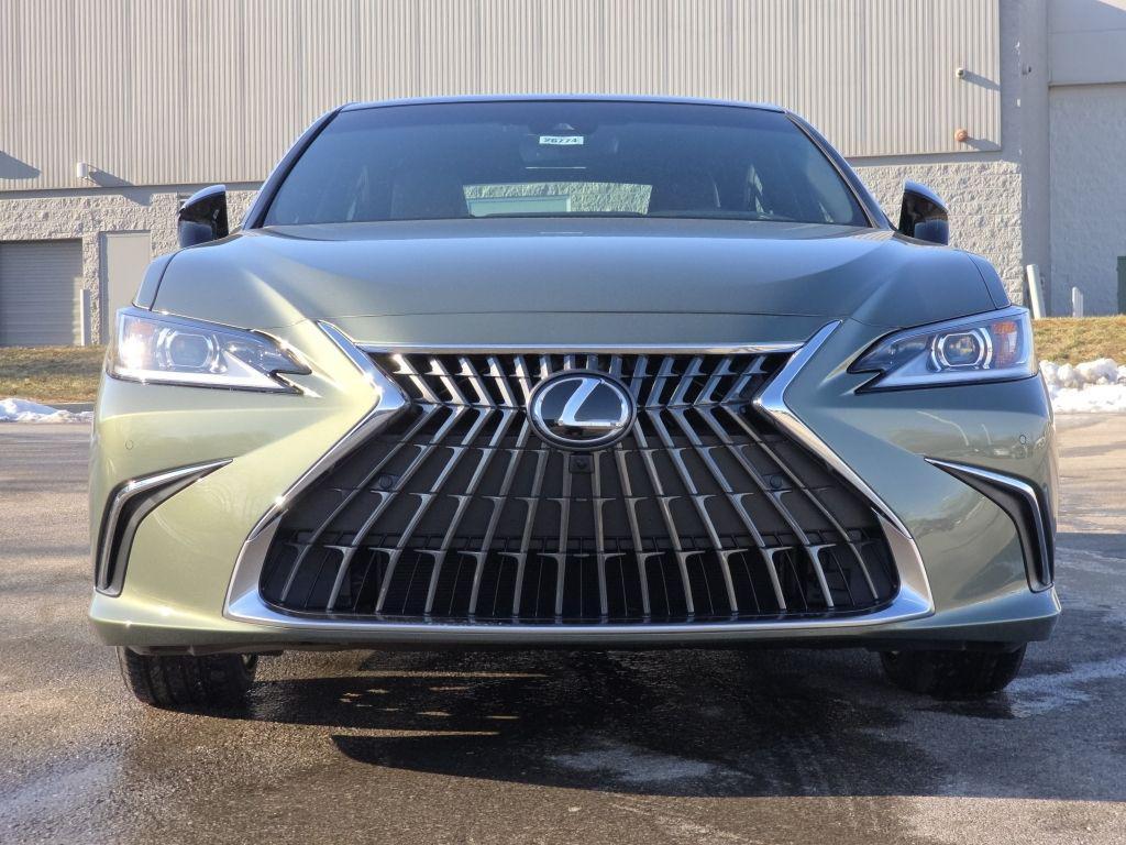 new 2025 Lexus ES 350 car, priced at $54,465