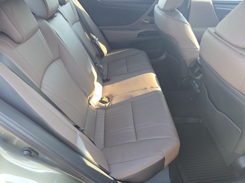 new 2025 Lexus ES 350 car, priced at $54,465