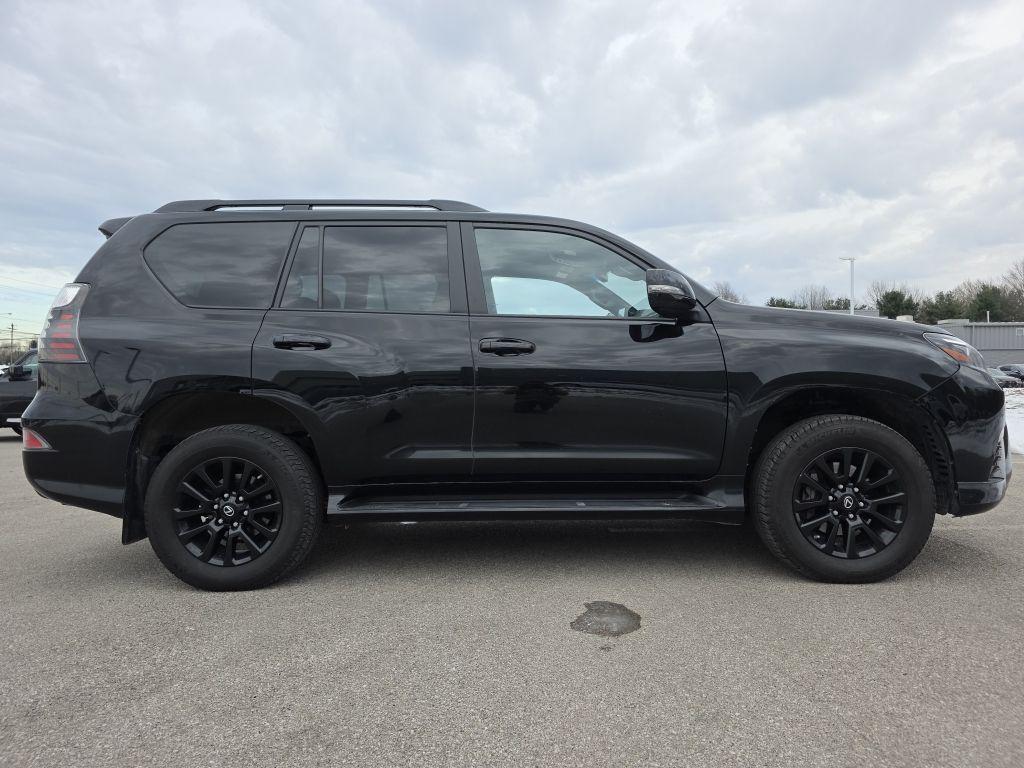 used 2023 Lexus GX 460 car, priced at $39,000