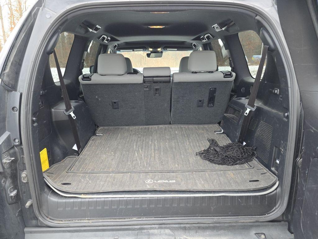 used 2023 Lexus GX 460 car, priced at $39,000