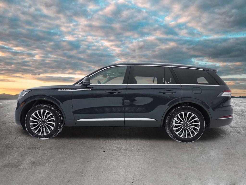 used 2023 Lincoln Aviator car, priced at $39,000