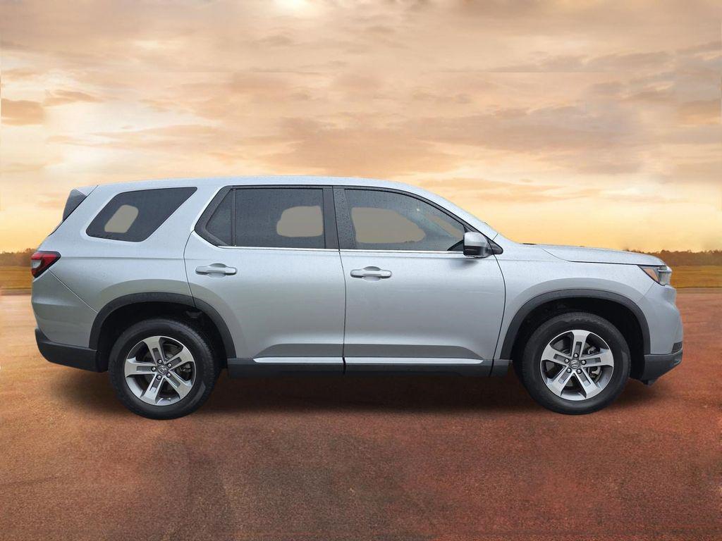 used 2023 Honda Pilot car, priced at $34,898