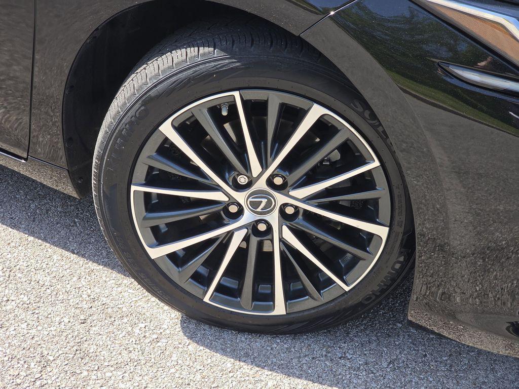 used 2023 Lexus ES 350 car, priced at $42,500