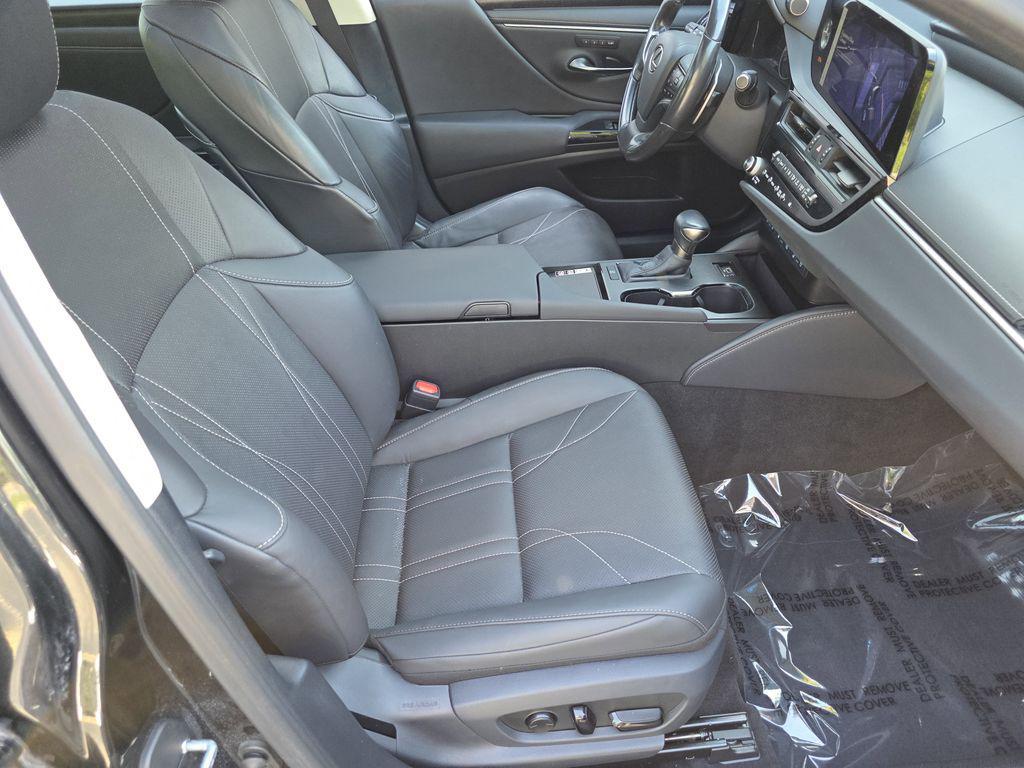 used 2023 Lexus ES 350 car, priced at $42,500