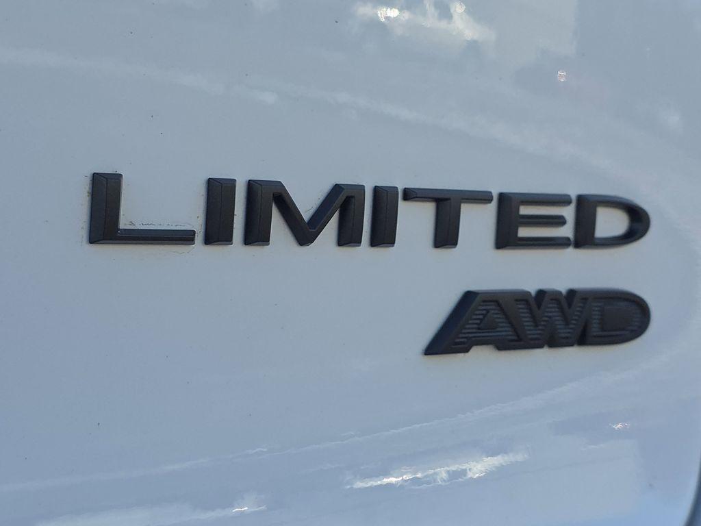 used 2022 Chrysler Pacifica car, priced at $21,600