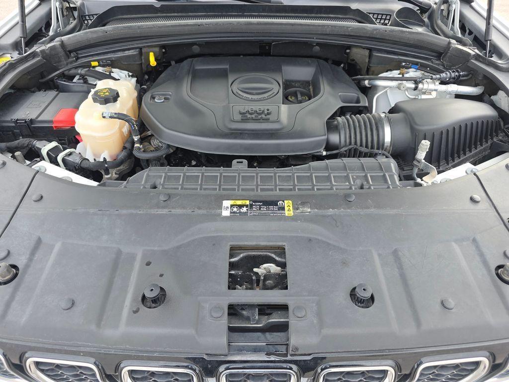 used 2022 Jeep Grand Cherokee car, priced at $29,500