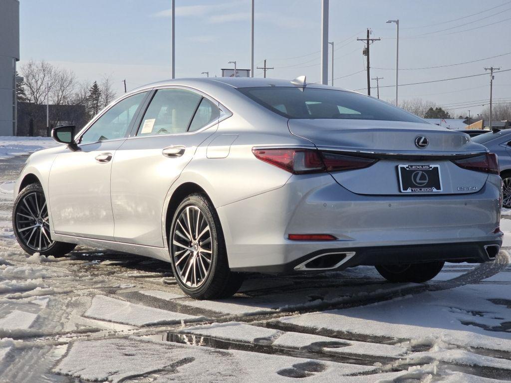 new 2025 Lexus ES 350 car, priced at $49,615