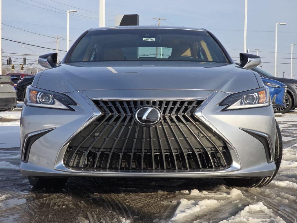 new 2025 Lexus ES 350 car, priced at $49,615
