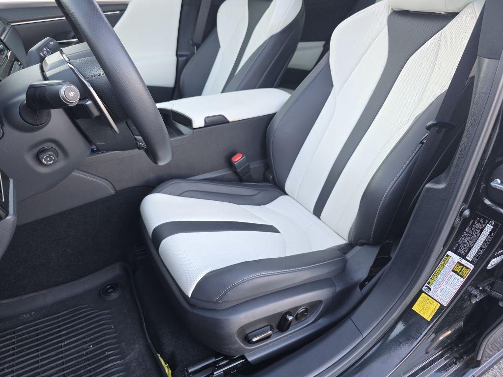 used 2025 Lexus ES 350 car, priced at $48,500