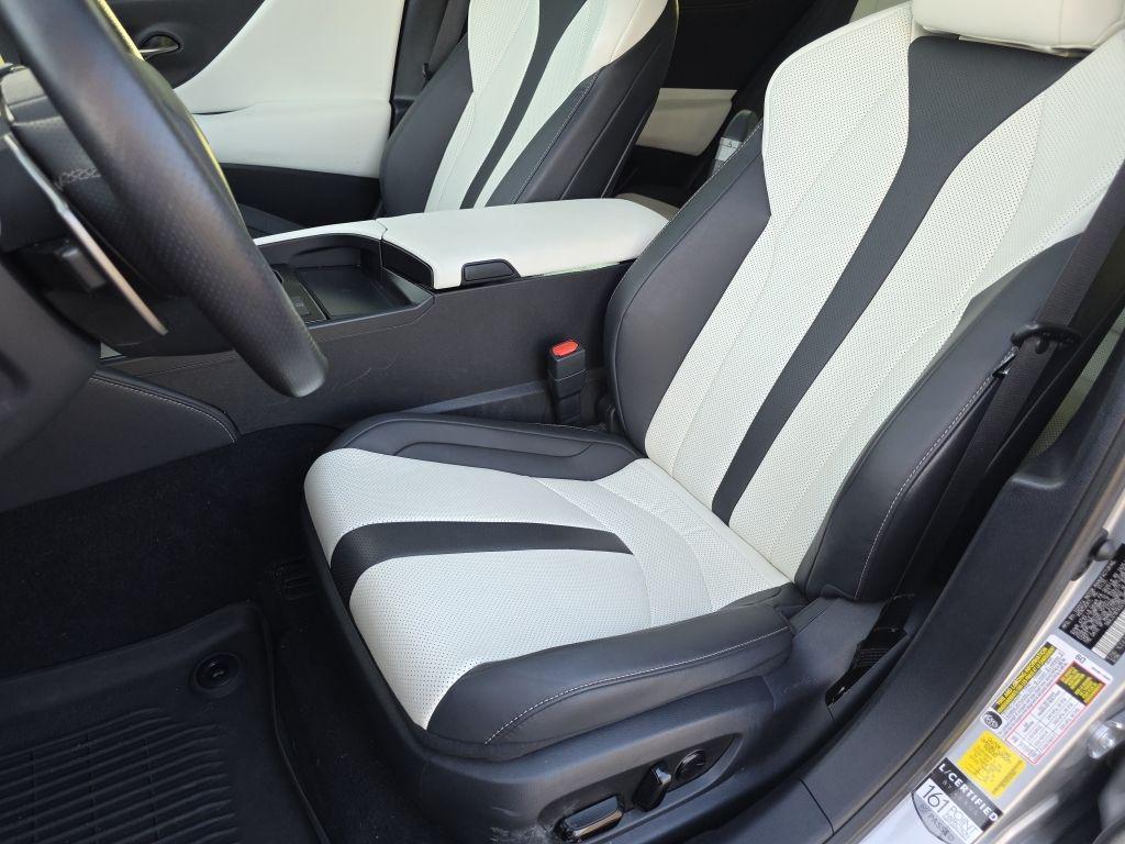 used 2025 Lexus ES 350 car, priced at $43,500